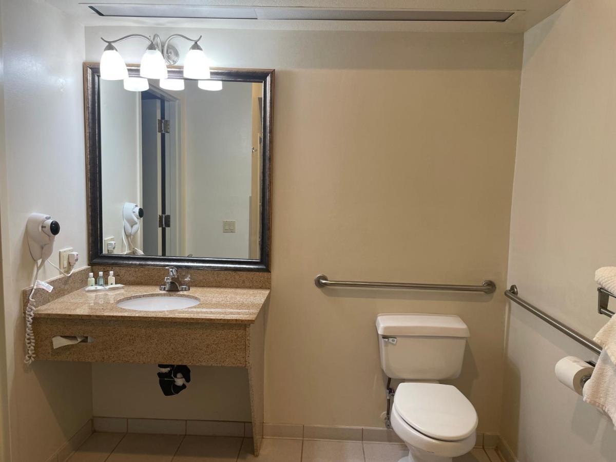 Quality Inn & Suites Longview Kelso Zewnętrze zdjęcie