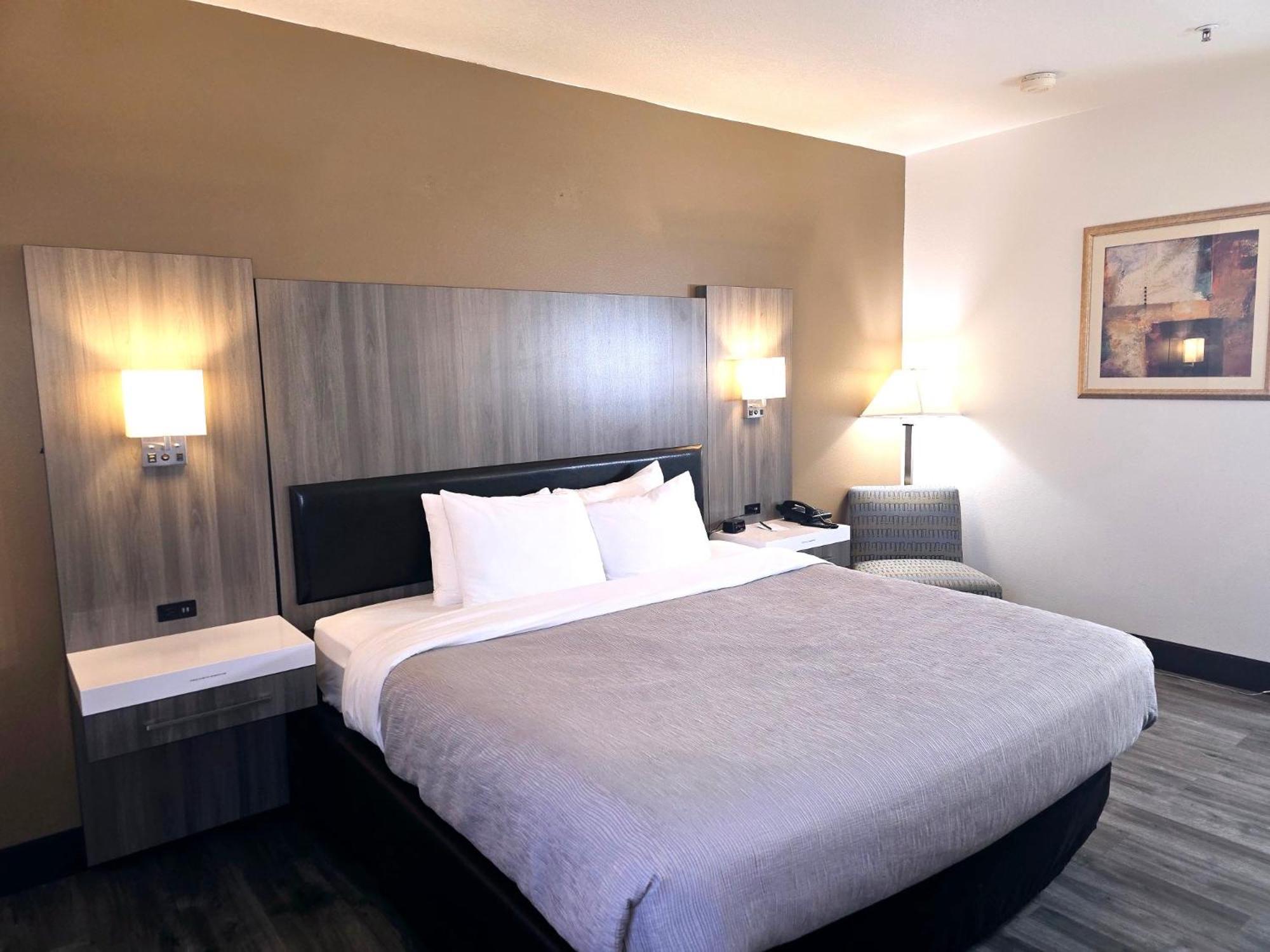 Quality Inn & Suites Longview Kelso Zewnętrze zdjęcie
