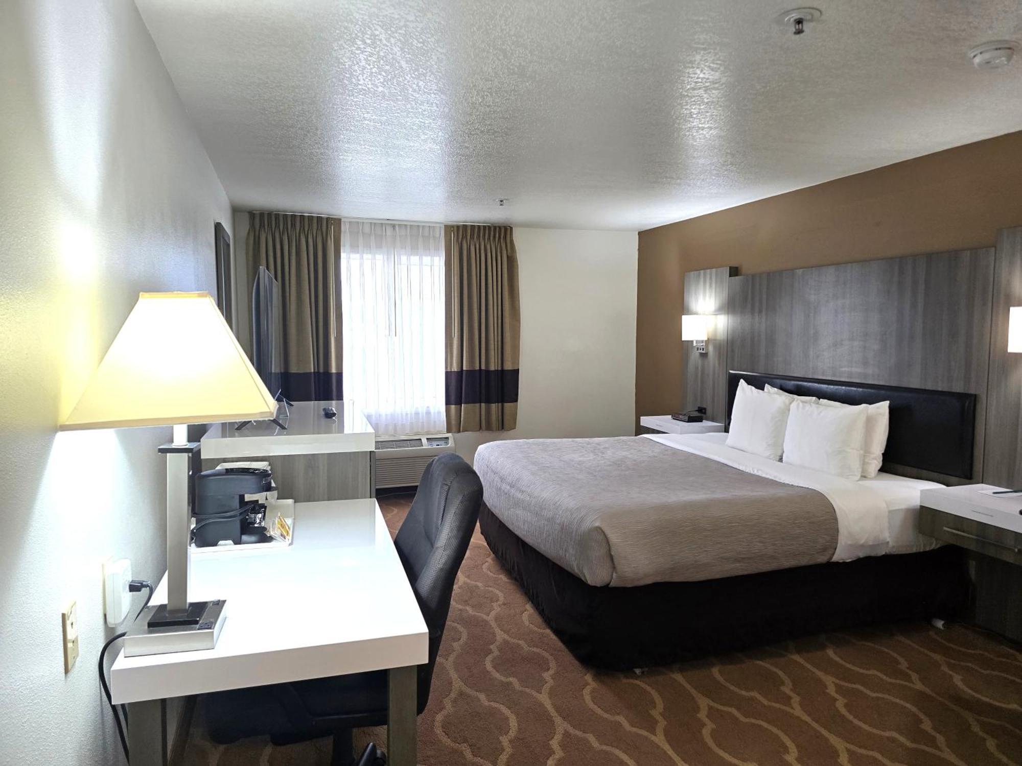 Quality Inn & Suites Longview Kelso Zewnętrze zdjęcie